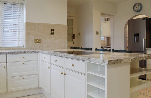 Harvington Cottage | 5 bedroom accommodation in Abbots Salford, near Stratford-upon-Avon