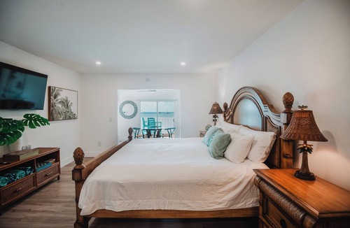 Great Guana Cay Hotel | #5 - Guana Beach Inn @sunset beach, Guana Cay