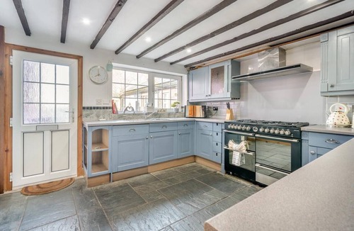 Howgate Cottage | 6 Bed in Low Moresby (oc-l34667)