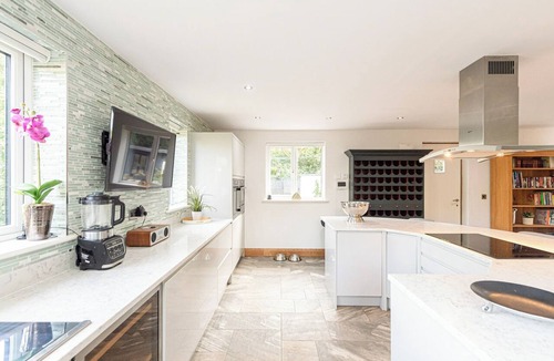 West Kirby Cottage | 6 bedroom accommodation in Caldy, near West Kirby, Wirral