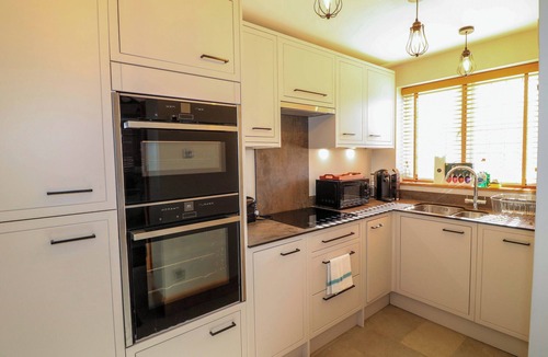 Langold Cottage | 6 BROOK COURT, pet friendly, with open fire in Derby