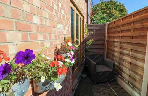 Langold Cottage | 6 BROOK COURT, pet friendly, with open fire in Derby