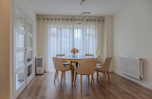 Aylesbury House | 6BR-Sleeps 13-Contractor-Garden-WiFi-Parking