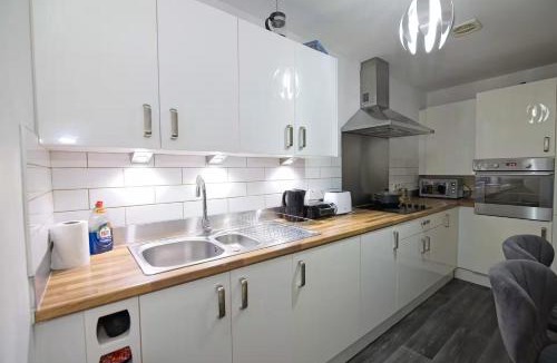 City of Westminster Hotel | 6Weighhouse