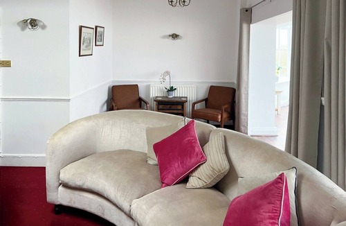 Wareham Cottage | 7 bedroom accommodation in Wareham