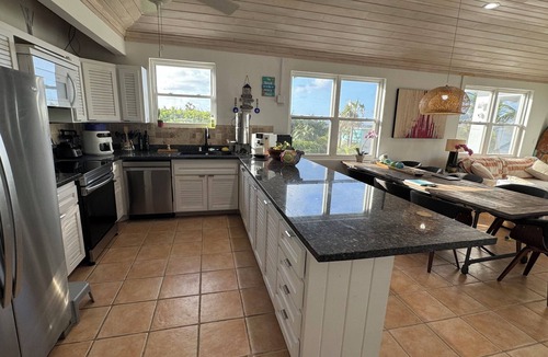 Double Bay House | 8-bedroom Ocean Front in Double Bay Eleuthera with NOT a heated pool