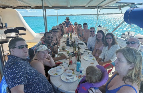 Jimmy Hill Boat Rental | 8-cabin sailing yacht in delightful Exuma for your getaway