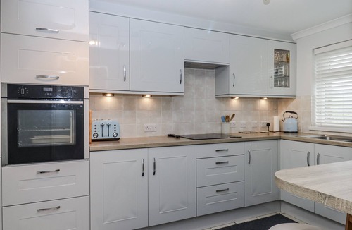 Burgh Island Cottage | 8 THURLESTONE ROCK, pet friendly, with pool in Thurlestone