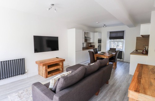 Ambleside Cottage | 8 WATERHEAD TERRACE, family friendly in Ambleside