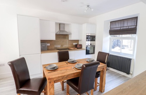 Ambleside Cottage | 8 WATERHEAD TERRACE, family friendly in Ambleside