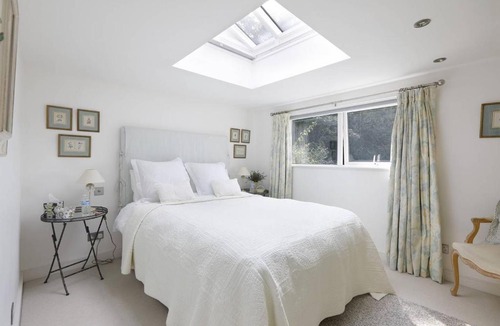 Woolbeding Apartment | 9 Elmleigh