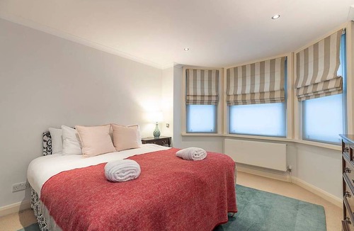 Courtfield Apartment | 98 m² Apartment ∙ 2 bedrooms ∙ 4 guests