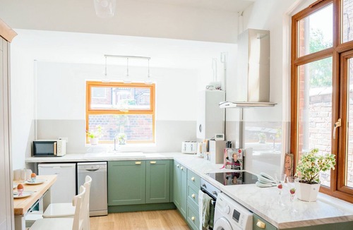 Stoke-on-Trent House | A Large and Elegant Victorian townhouse with a beautiful walled garden