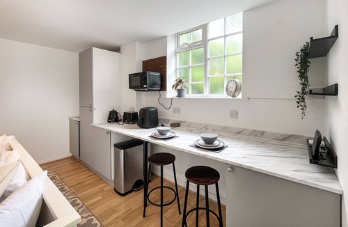 Kenley Cottage | A lovely cosy property in a lovely location with stunning scenery.