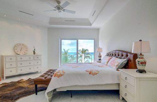 Westwind Apartment | A LOVELY New Beachfront Listing in The Bahamas! 2W