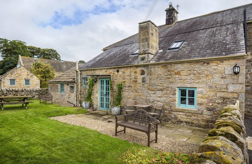 Riding Mill Cottage | A pretty, rambling cottage with large garde - Stable Cottage