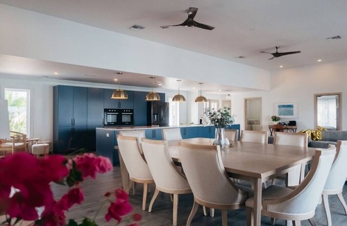 Hartswell Villa | A Private 14-Acre Luxury Estate in Exuma, The Bahamas – 12 King Suites, Three Villas, and Unforgettable Celebrations. Here, you don’t just stay — you create memories that will last a lifetime.