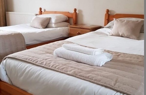 Kilmington Bed & Breakfast | A35 PitStop
