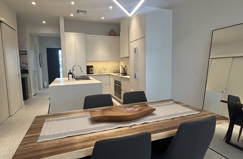 Gambier Condo | Across the street from the Beach, New Condo with Pool