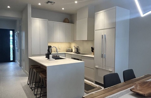 Gambier Condo | Across the street from the Beach, New Condo with Pool