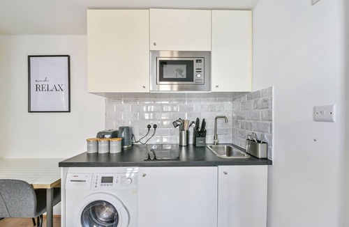 Farringdon Apartment | Amazing Studio Flat In London