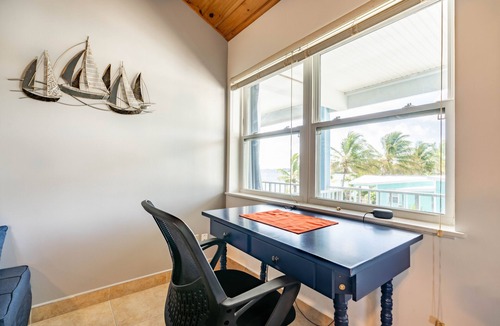 George Town Villa | Amazing Views at Beachfront Villa - sleeps up to 6 adults