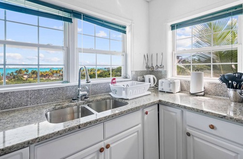 George Town House | Anchorage Villa: New Heated Pool! Spacious w/OceanViews, Steps to Beach!