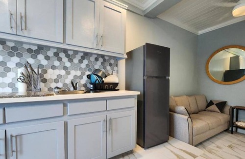Rolle Town Cabin | Andros Waterside Retreat One BedroomSuite