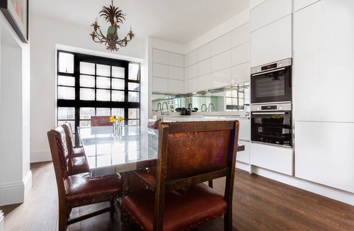 Redcliffe Apartment | Apartment ∙ 3 bedrooms ∙ 6 guests