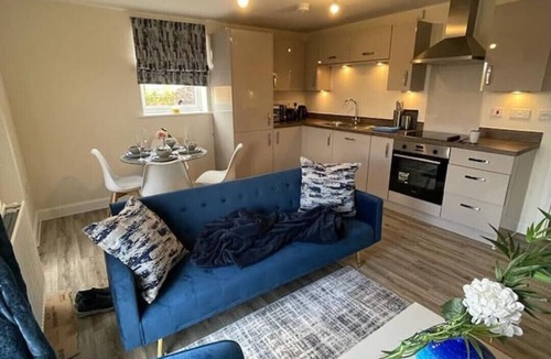 Newport Pagnell Apartment | Apartment in Brooklands 3m from Milton Keynes Xscape,train station & central