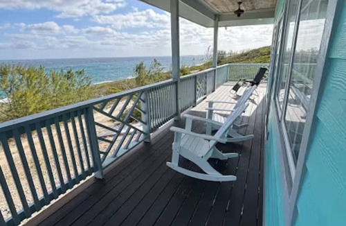 Rainbow Bay House | Aqua Bond - beautiful direct ocean view home in Rainbow Bay