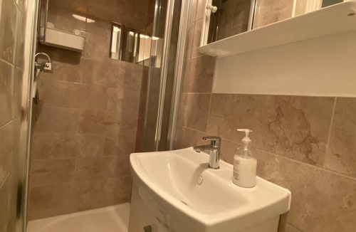 Milton Keynes House | Ashmina Guest House