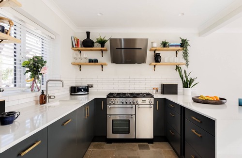 Barton-on-Sea House | Ashtree House - Three Bedroom Detached House