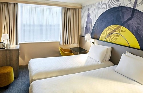 Liverpool City Centre Hotel | Atlantic Tower Hotel Liverpool Superior Family of3
