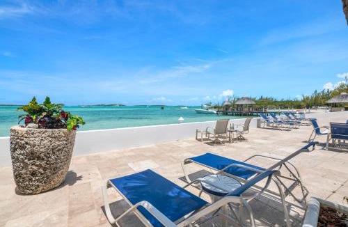 George Town Hotel | Augusta Bay