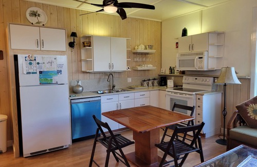 Man O War Cay Apartment | Available! - Man O War Cay with dock slip
