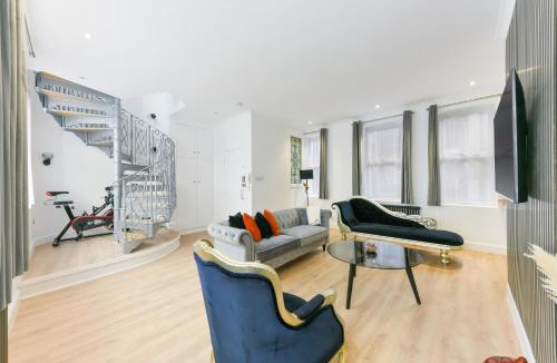 Farringdon Apartment | Avari Apartments - Hatton Collection