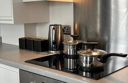 Aylesbury Apartment | Aylesbury Apartment Contractors & Holiday Stays Free Parking