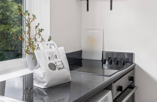 Brackley Apartment | Badger Haven, Apt 3 1st floor self contained apartment in Brackley