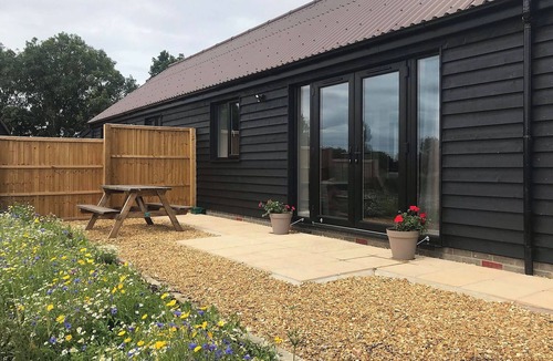 Huntingdon Cottage | Badger Lodge - UK30603