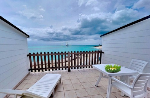 Man O War Cay Apartment | Bahama Breeze - Schooner's Landing
