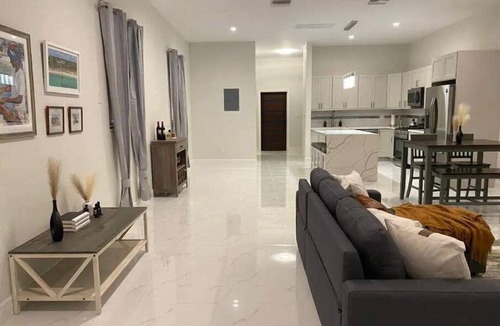 Westwind Condo | "Bahama West: 3BR Condo In Gated Community w/pool"