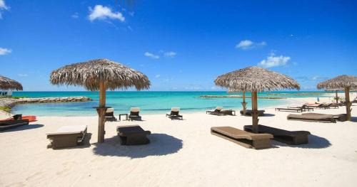 Palm Cay House | Bahamas Dream - Beach Luxury Vacation