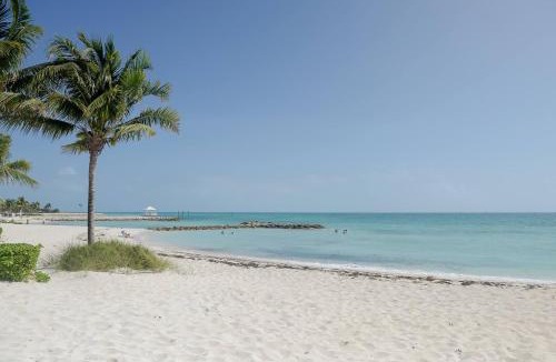 Palm Cay House | Bahamas Dream - Beach Luxury Vacation