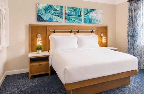 Paradise Island Resort | Bahamian Adventure at Harborside Resort at Atlantis Resort Waterpark amenities