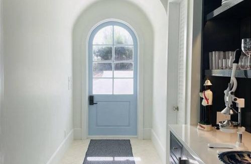 North Palmetto Point Villa | Banks Road Beauty: New Home with Heated Pool