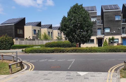 Thames House | 🌟 Barking/Dagenham/Contractors& Leisure(3-10 guests)