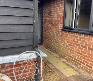 Earls Colne Apartment | Barn conversion Corner Annexe