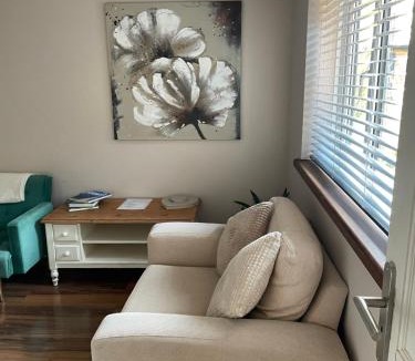 Earls Colne Apartment | Barn conversion Corner Annexe