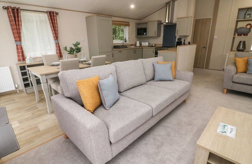 South Lakeland Leisure Village Cabin | Barney's Retreat, Carnforth